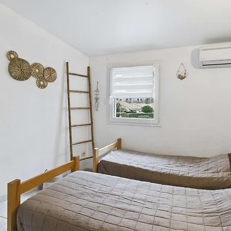 Maison 6 Personnes à Avec Parking - Fr-1-326-843 Marseillan (Herault)