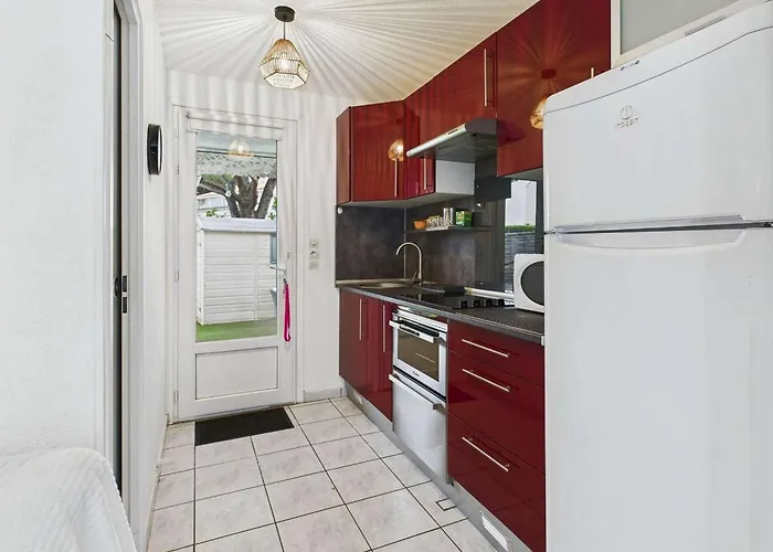 Maison 6 Personnes A Avec Parking - Fr-1-326-843